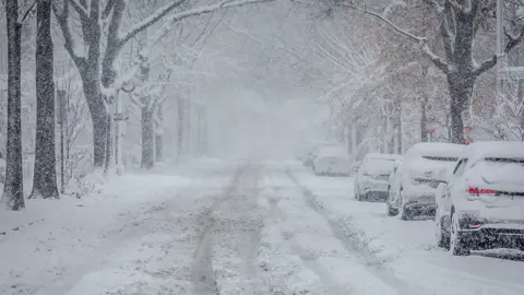 Semesterlista senast den 1 april 2025