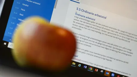 Nytt innehåll i Vera om årsarbetstid och flextid m m